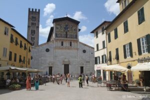 Photo de la façade de San Frediano à Lucques