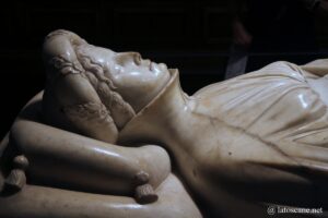 Photo du monument funèbre à Ilaria del Carretto, cathédrale de Lucques