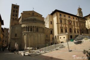 Vue de la Piazza Grande à Arezzo