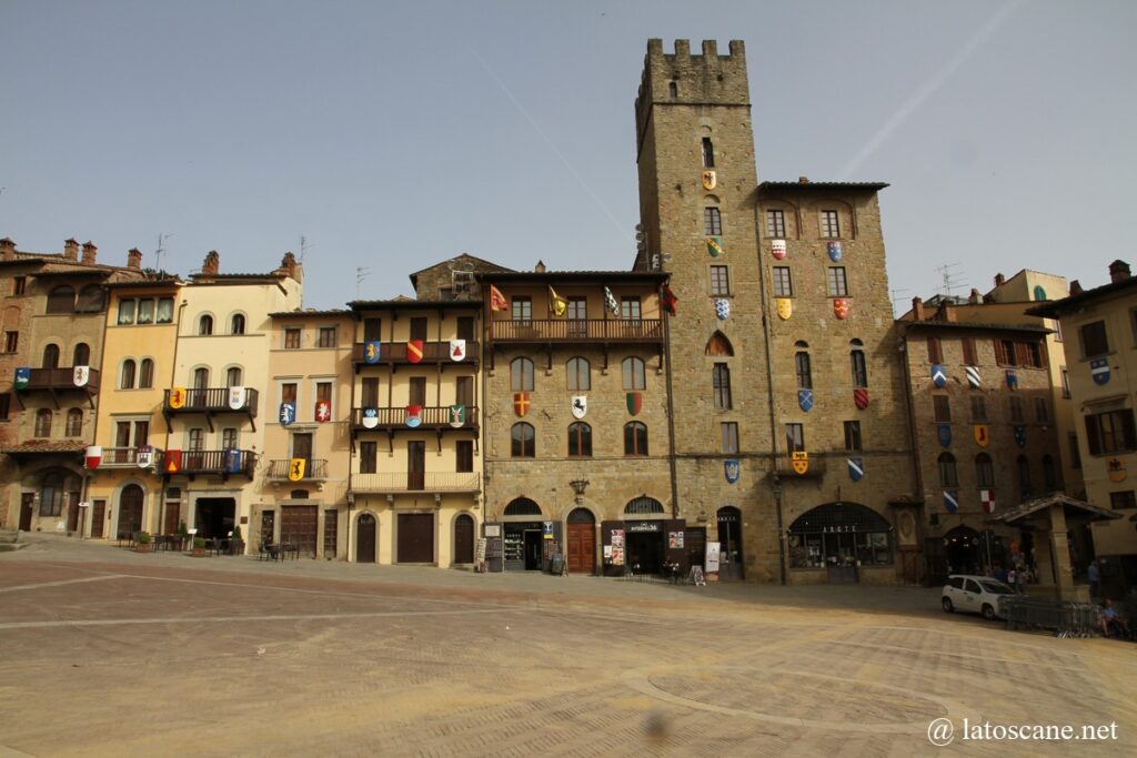 Vue de la Piazza Grande à Arezzo