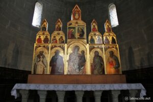 Vue du polyptyque de Santa Maria delle Pieve à Arezzo