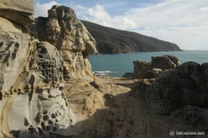 Vue de la Buca delle Fate, promontoire de Piombino