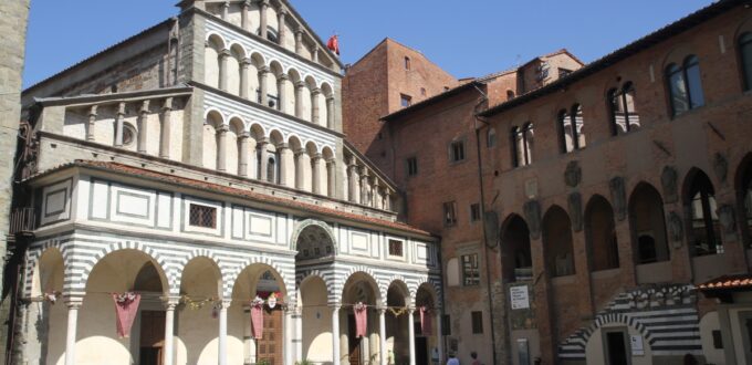 Foto del duomo di San Zeno di Pistoia