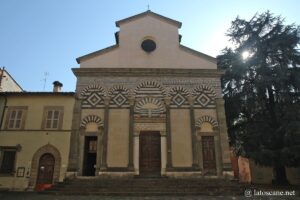 Photo de la façade de l'église Sant'Andrea à Pistoia