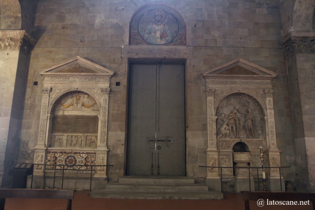 Photo de la contre-façade du dôme de Pistoia