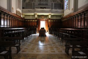 Photo du choeur de l'église de Monte Oliveto Maggiore