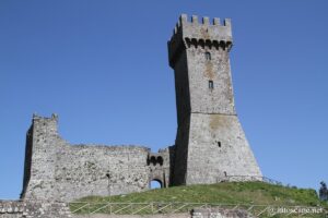 Vue de la Rocca de Radicofani