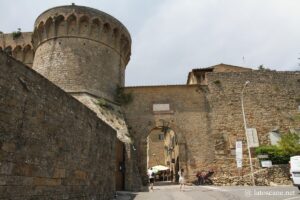 Photo de la Porte à Selci à Volterra