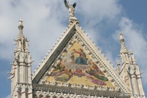 Photo de la mosaïque du fronton de la cathédrale de Sienne