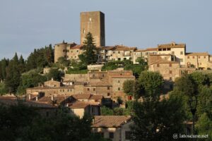 Vue sur Montecatini Val di Cecina