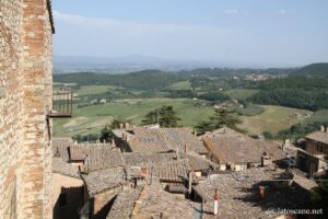 Panorama sur la Toscane depuis le centre de Montepulciano