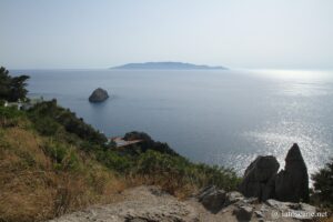 Panorama vers l'île du Giglio depuis l'Argentario