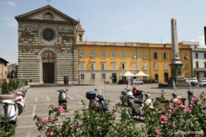 Photo de la Piazza di San Francesco de Prato