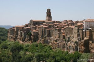 Panorama sur Pitigliano