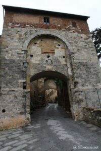 Vue de la Porta al Prato à Montepulciano