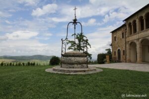 Vue du pozzo de San Biagio à Montepulciano