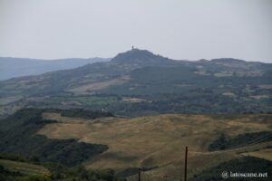 Vue vers Radicofani depuis San Casciano dei Bagni