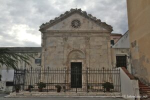 Photo de la façade de Sant'Anna à la Citadelle de Piombino