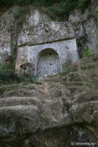 Photo tombe de la Sirène à Sovana