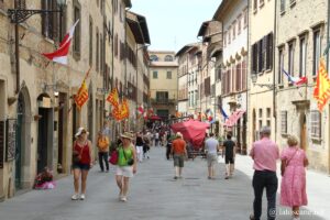 Photo de la Via Gramsci à Volterra