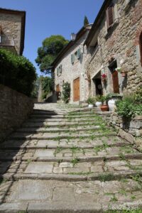 Photo des escaliers et ruelles de Cortone