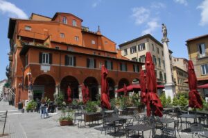 Piazza Cairoli à Pise