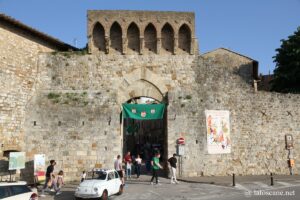 Photo de la Porta San Matteo, San Gimignano
