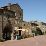 Sovana, village de la vallée du tuf