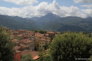 Panorama depuis Barga en Toscane