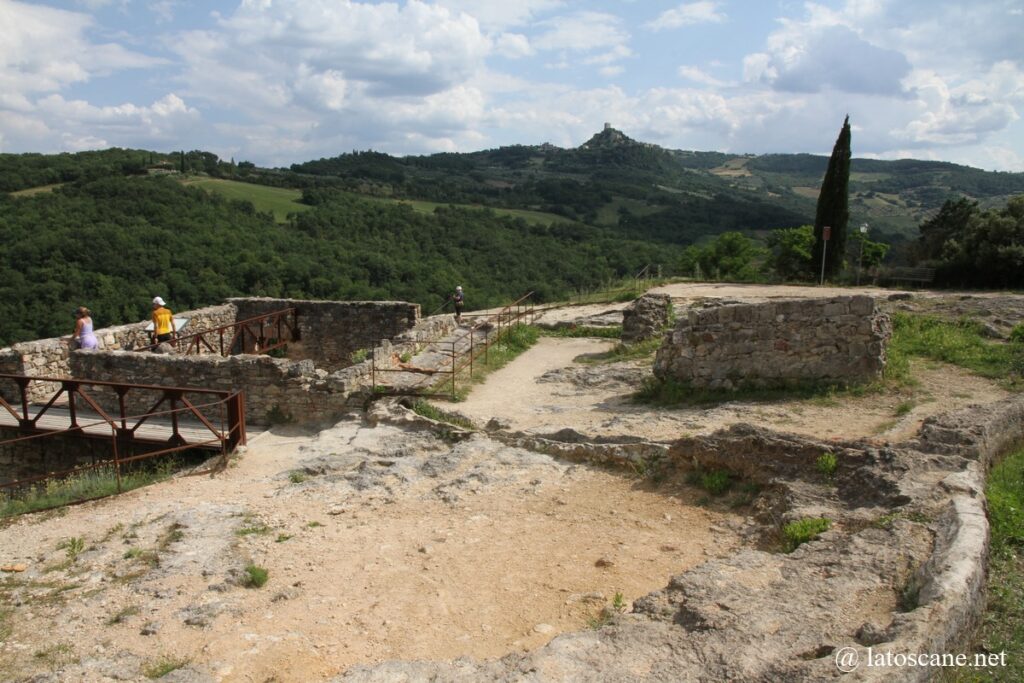 Vue du parc des moulins à Bagno VIgnoni