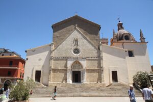 Photo de la cathédrale d'Orbetello